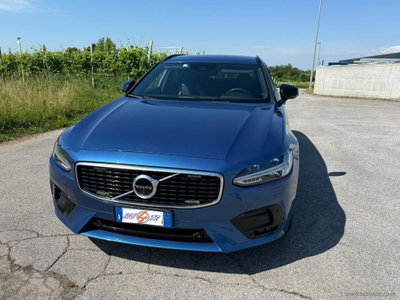 Volvo V90 D5 AWD Geartronic R-design (2)