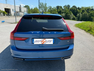 Volvo V90 D5 AWD Geartronic R-design (4)