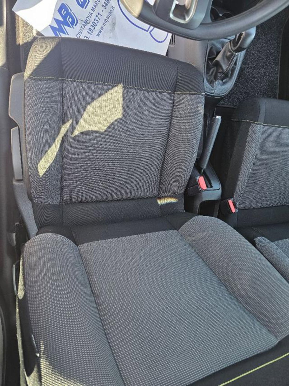 Citroen C3 BlueHDi 100 S&S Business Combi (9)