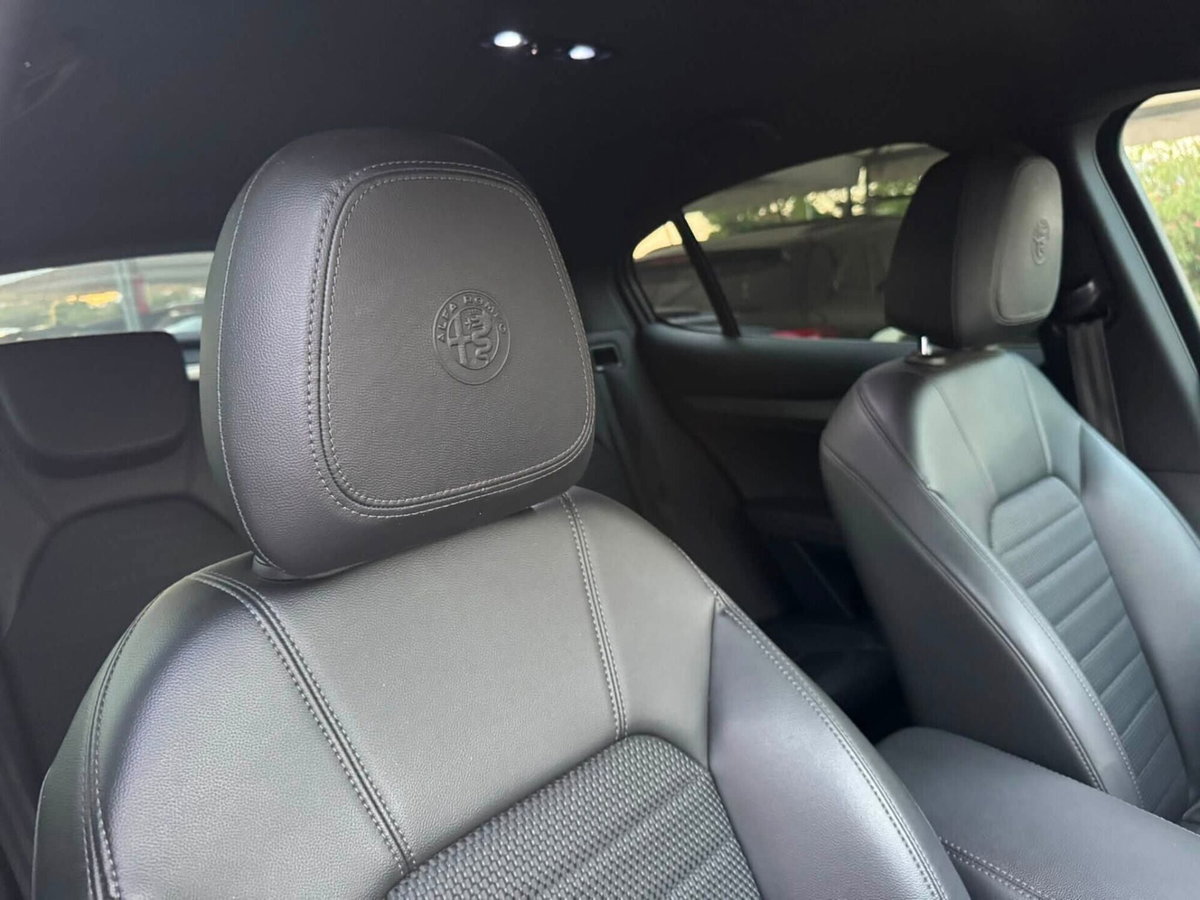 Alfa Romeo Stelvio Stelvio 2.2 Turbodiesel 190 CV AT8 Q4 Sprint (10)