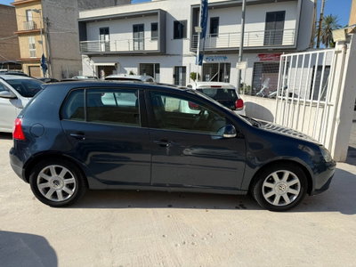 Volkswagen Golf 2.0 16V TDI 4mot. 5p. Sportline usata