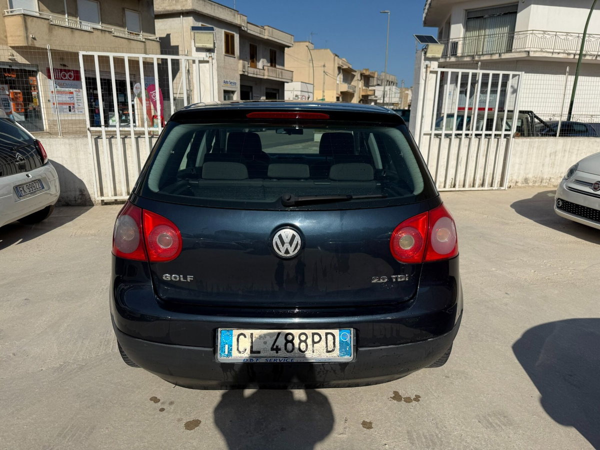 Volkswagen Golf 2.0 16V TDI 4mot. 5p. Sportline (4)