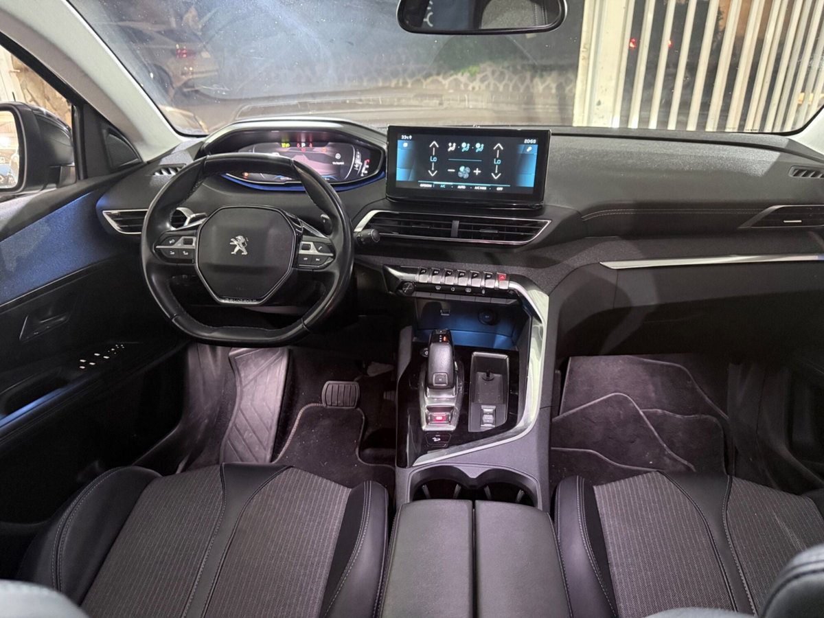 Peugeot 3008 BlueHDi 130 S&S EAT8 Allure Pack (9)
