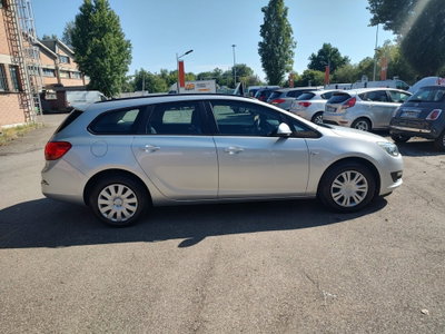 Opel Astra Station Wagon 1.4 Turbo 140CV Sports GPL Tech Elective (4)