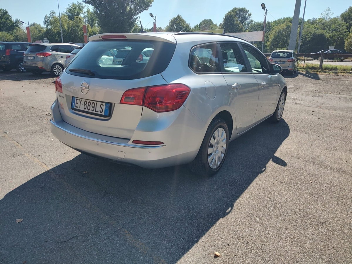 Opel Astra Station Wagon 1.4 Turbo 140CV Sports GPL Tech Elective (5)