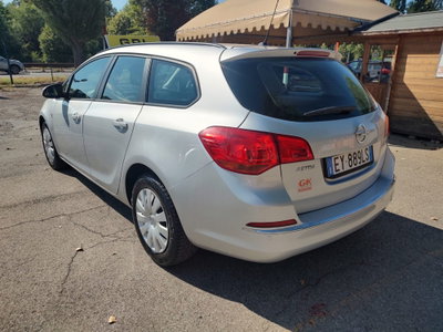 Opel Astra Station Wagon 1.4 Turbo 140CV Sports GPL Tech Elective (6)