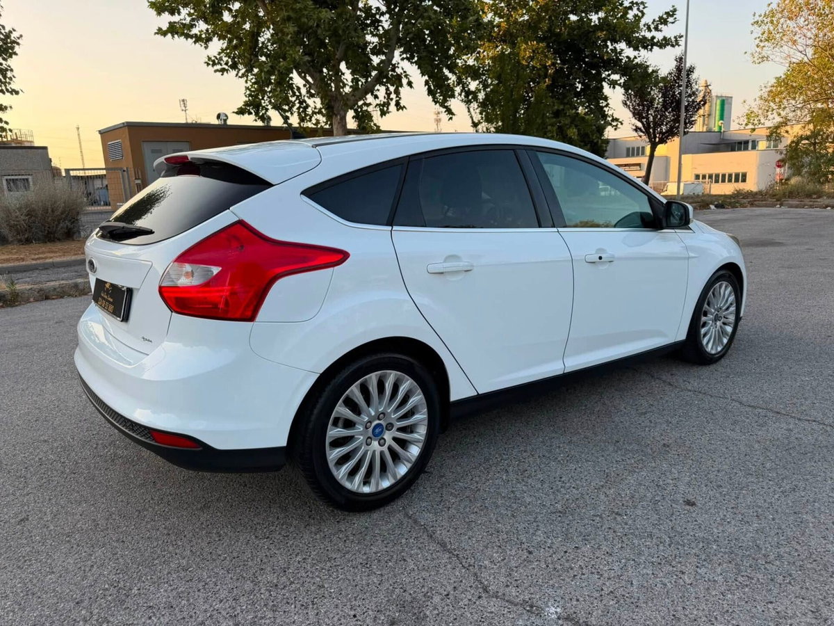 Ford Focus Station Wagon 1.6 TDCi 115 CV SW (3)
