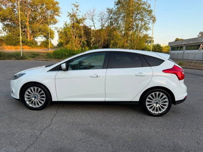 Ford Focus Station Wagon 1.6 TDCi 115 CV SW (8)