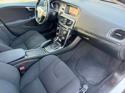 Volvo V40 Cross Country D2 Geartronic Business Plus (17)