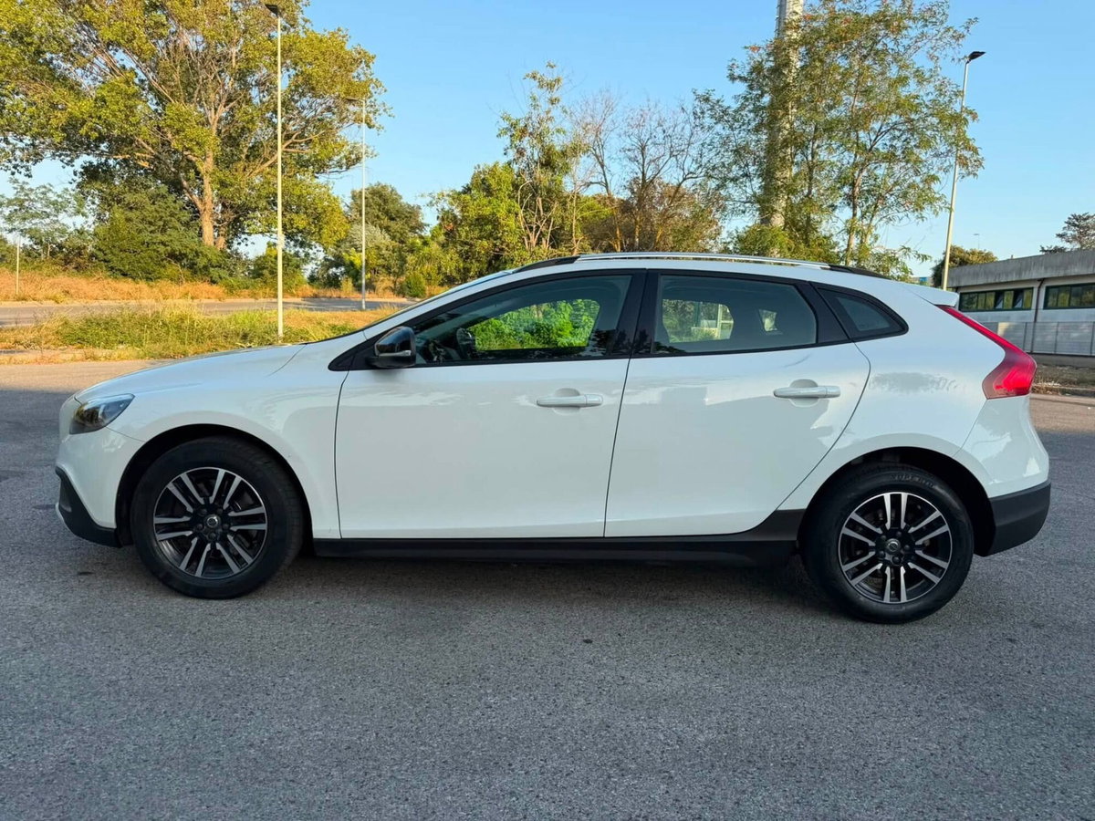 Volvo V40 Cross Country D2 Geartronic Business Plus (8)