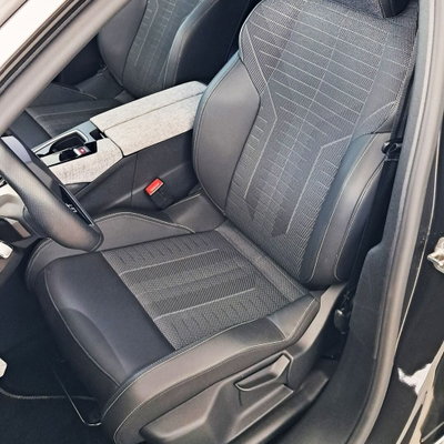 Peugeot 3008 1.2 hybrid GT Exclusive 145cv e-dcs6 (6)