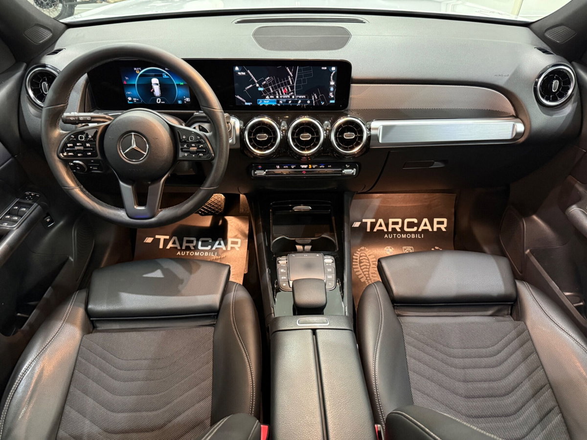 Mercedes-Benz GLB 180 d Automatic Sport (11)