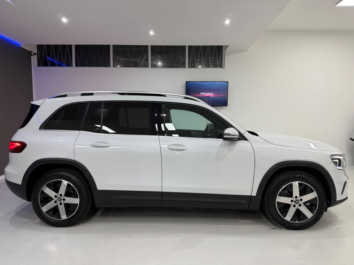 Mercedes-Benz GLB 180 d Automatic Sport (5)