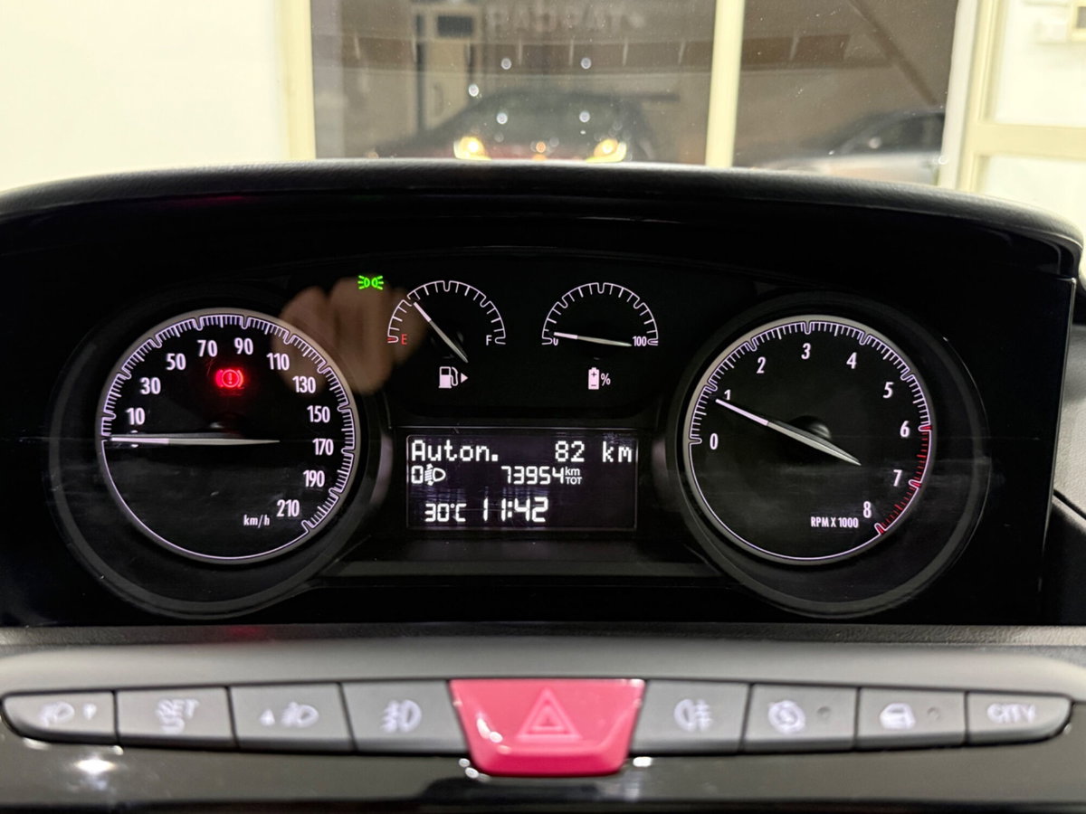 Lancia Ypsilon 1.0 FireFly 5 porte S&S Hybrid Ecochic Gold (14)