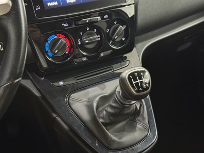 Lancia Ypsilon 1.0 FireFly 5 porte S&S Hybrid Ecochic Gold (16)
