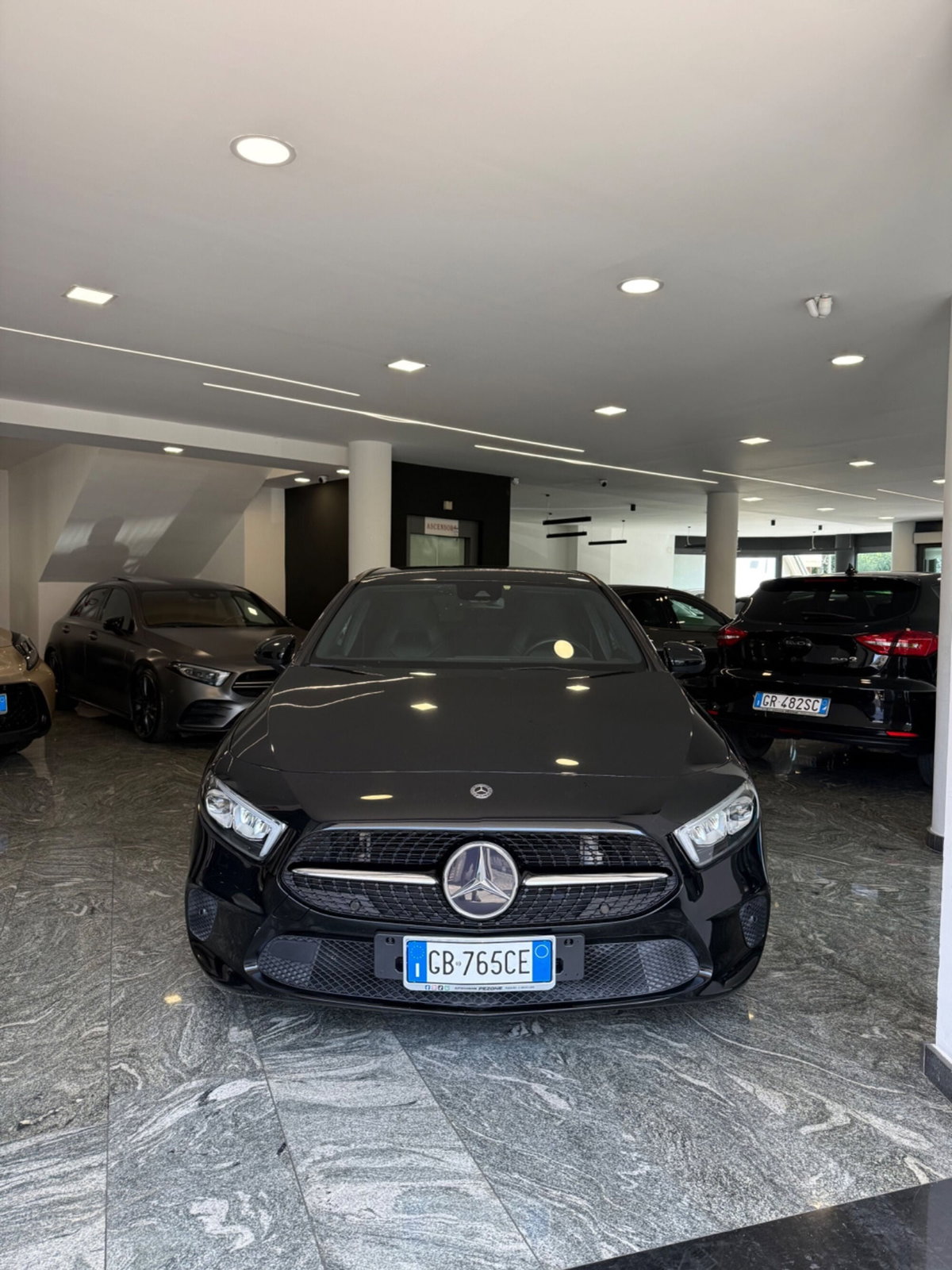 Mercedes-Benz Classe A 180 d Automatic Sport (2)