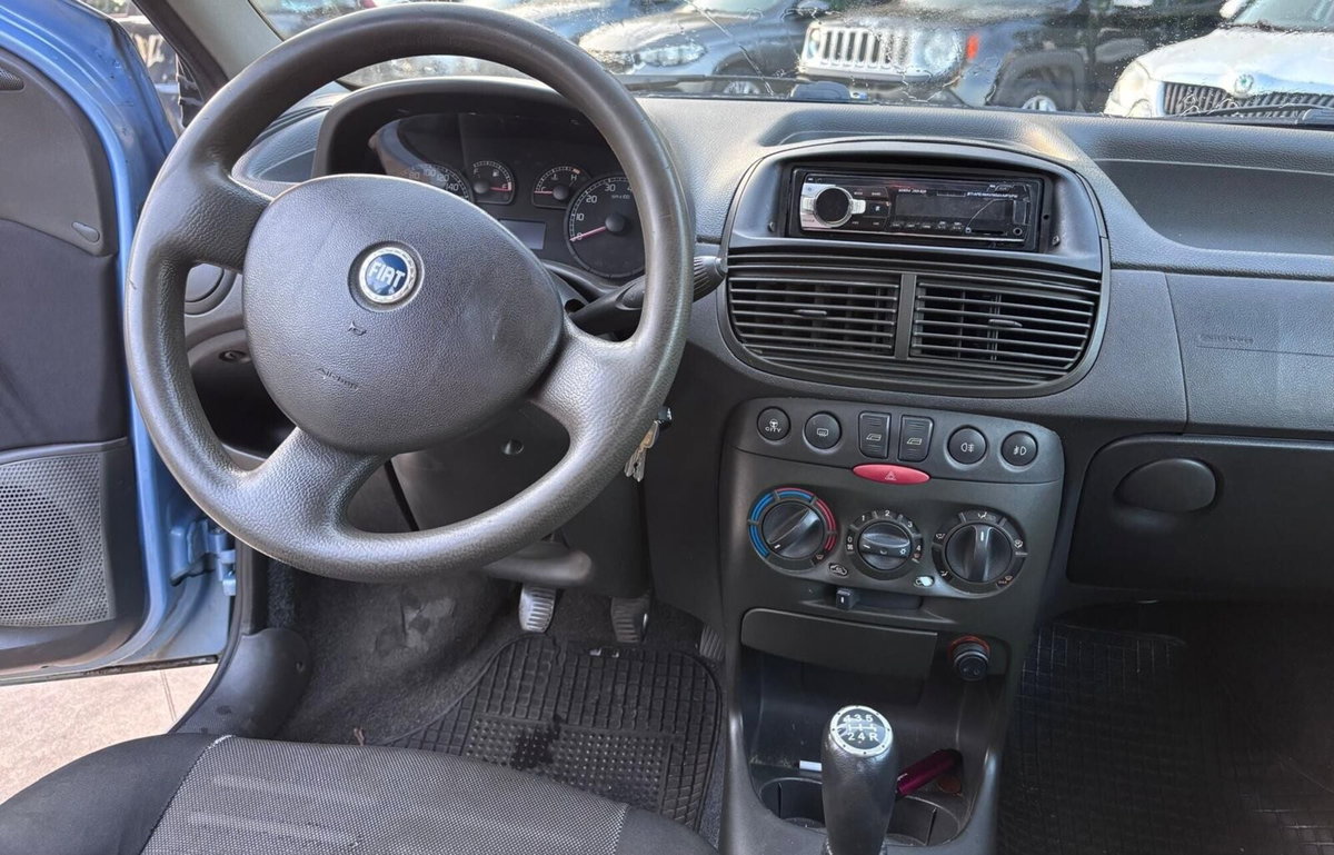 Fiat Punto Classic 1.3 MJT 16V 5 porte (7)