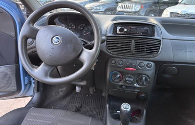 Fiat Punto Classic 1.3 MJT 16V 5 porte (7)