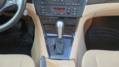 BMW X3 2.0d cat Futura (16)