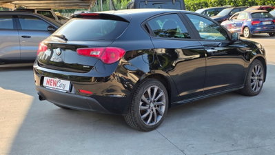 Alfa Romeo Giulietta 1.6 JTDm-2 Exclusive (6)