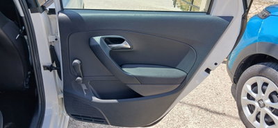 Volkswagen Polo 1.2 5 porte Trendline (12)