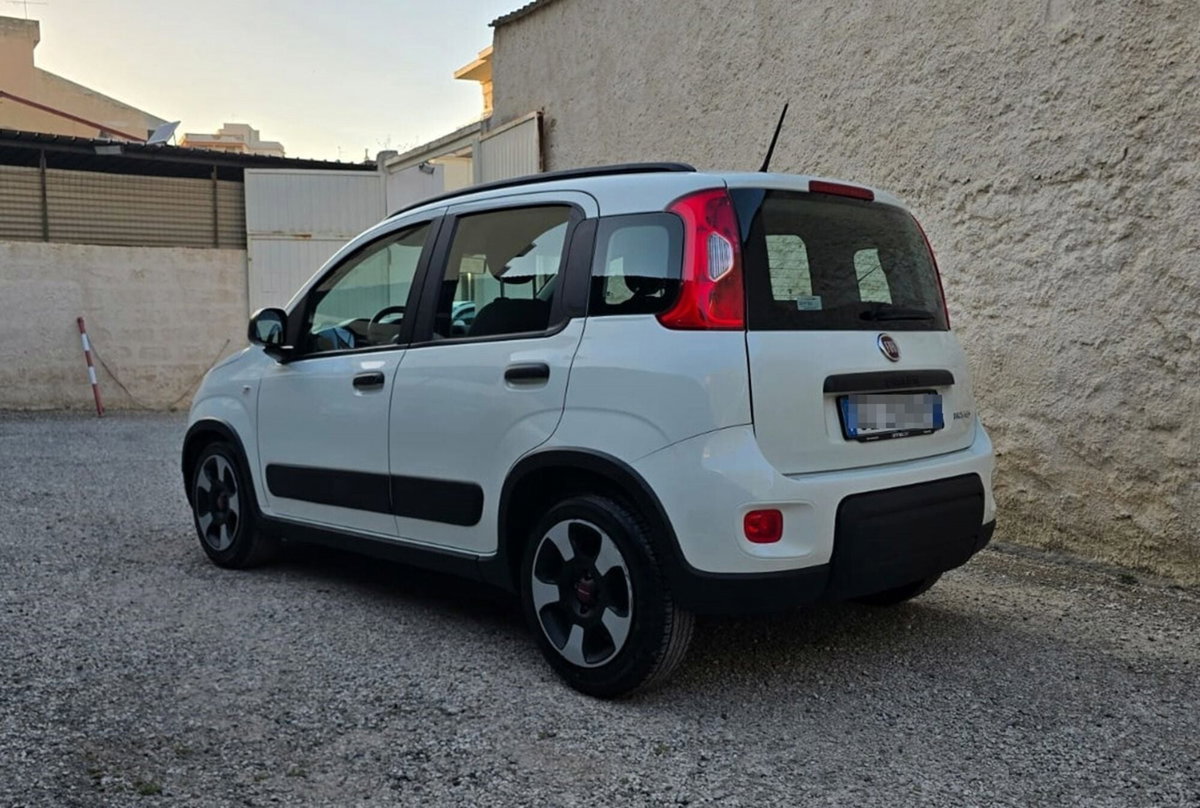Fiat Panda 1.0 FireFly S&S Hybrid City Life (3)