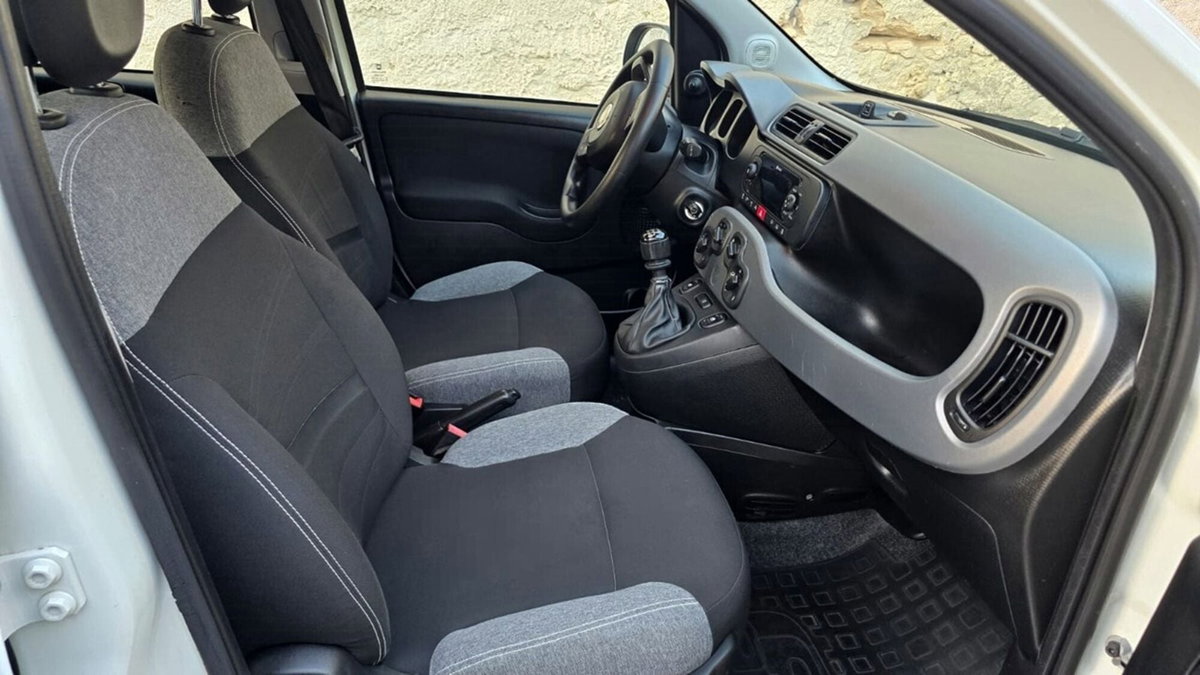 Fiat Panda 1.0 FireFly S&S Hybrid City Life (7)