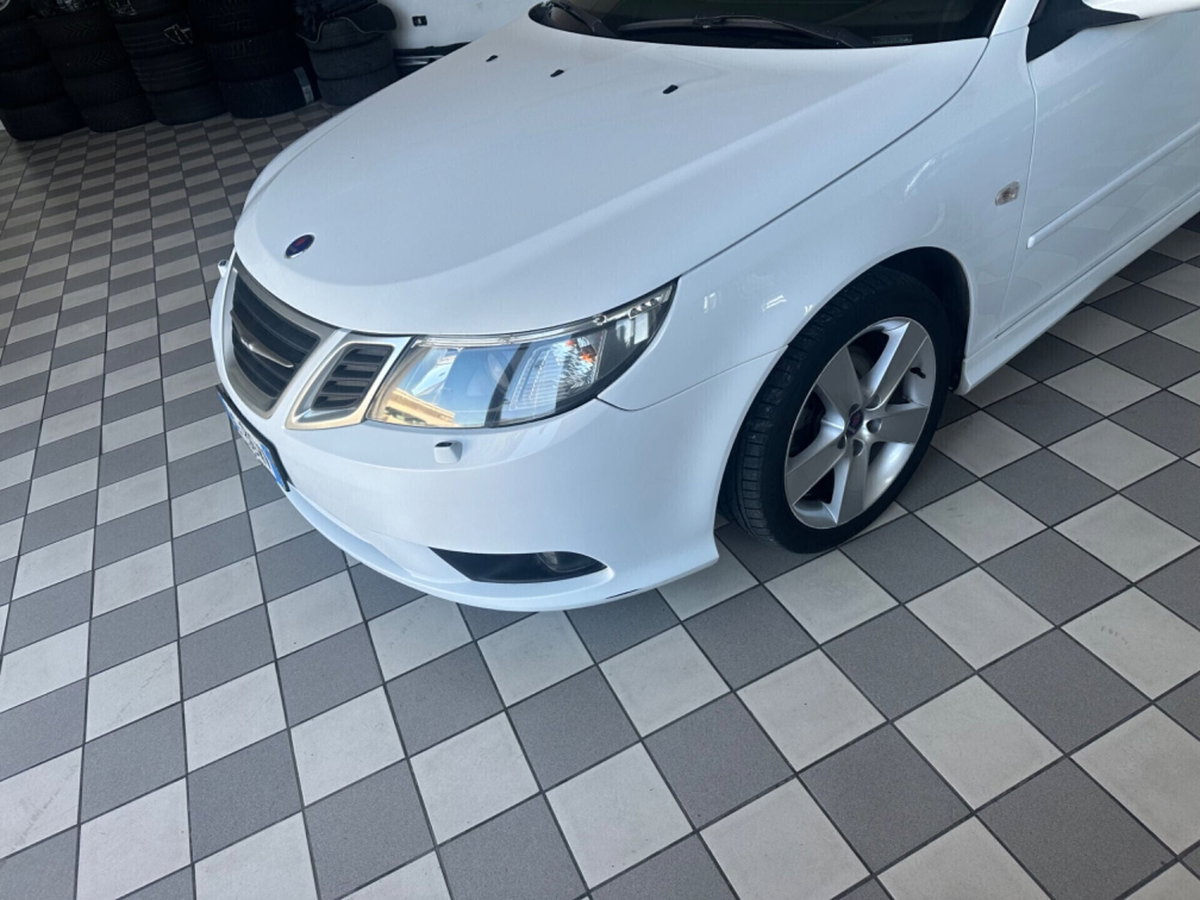 Saab 9-3 Cabrio 1.9 TTiD 180CV Aero (9)