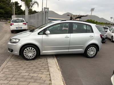 Volkswagen Golf 1.6 TDI DPF 5p. Highline (2)