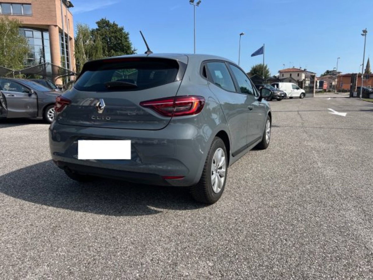 Renault Clio Blue dCi 85 CV 5 porte Zen (5)