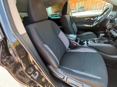 Nissan Qashqai 1.5 dCi 115 CV DCT Business (16)