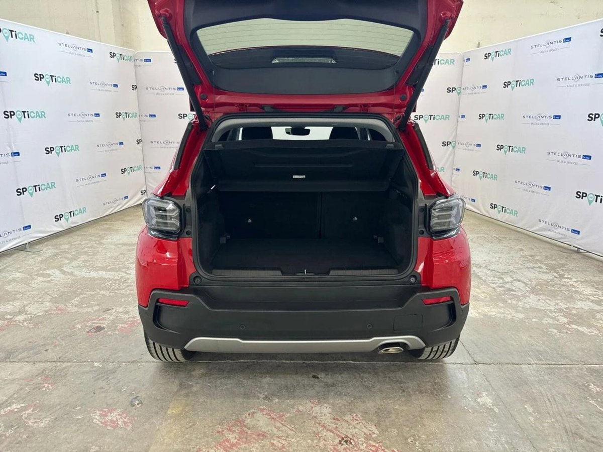 Jeep Avenger 1.2 turbo Summit fwd 100cv (6)