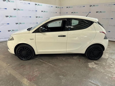 Lancia Ypsilon 1.2 69 CV 5 porte GPL Ecochic Elefantino Blu (6)
