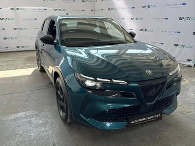 Alfa Romeo Junior 1.2 ibrida 145cv edct6 nuova