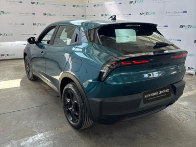 Alfa Romeo Junior 1.2 ibrida 145cv edct6 (4)