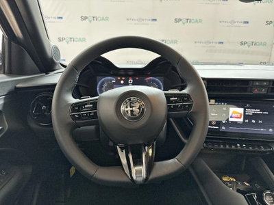Alfa Romeo Junior 1.2 ibrida 145cv edct6 (9)