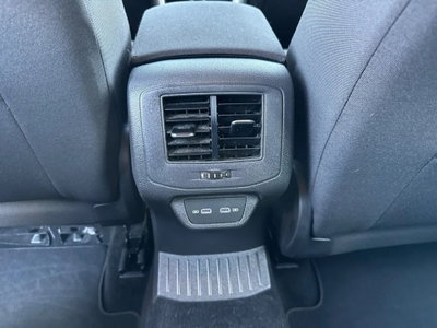 Volkswagen T-Roc 1.0 TSI Life (12)