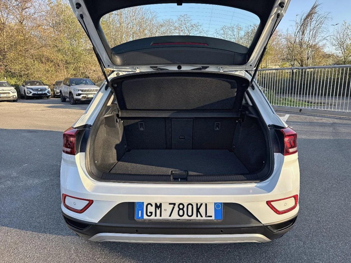 Volkswagen T-Roc 1.0 TSI Life (5)