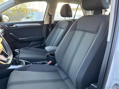 Volkswagen T-Roc 1.0 TSI Life (8)