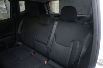 Jeep Renegade 1.6 Mjt 120 CV Limited (3)