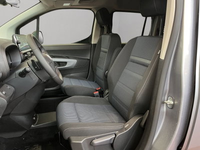 Fiat Doblò combi N1 1.5 bluehdi 130cv AT8 (11)