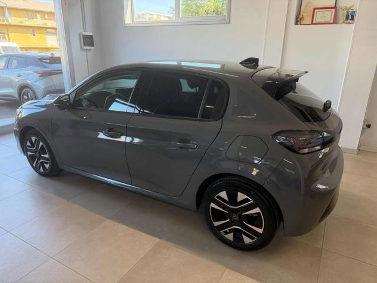 Peugeot 208 50 kWh Allure (12)