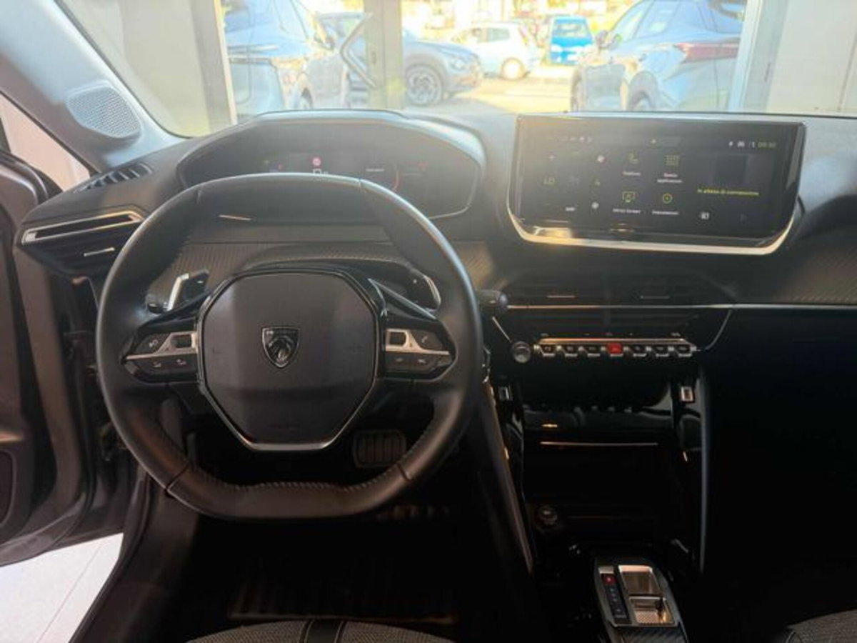 Peugeot 208 50 kWh Allure (7)
