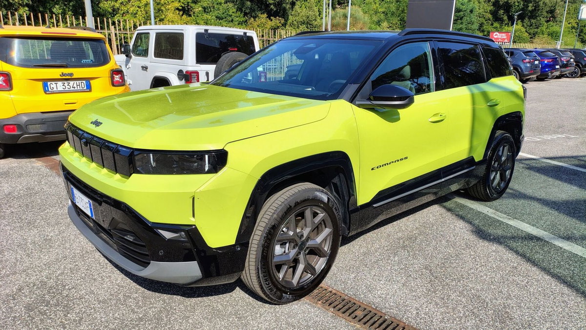 Jeep Compass 1.2 turbo e-hybrid mhev First Edition fwd 145cv edct6