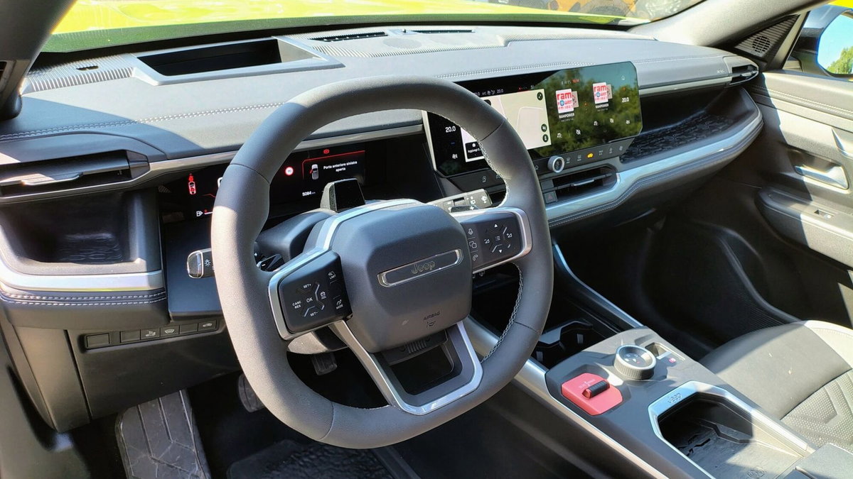 Jeep Compass 1.2 turbo e-hybrid mhev First Edition fwd 145cv edct6 (15)
