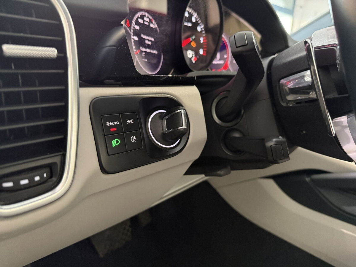 Porsche Cayenne Coupé 3.0 V6 (14)