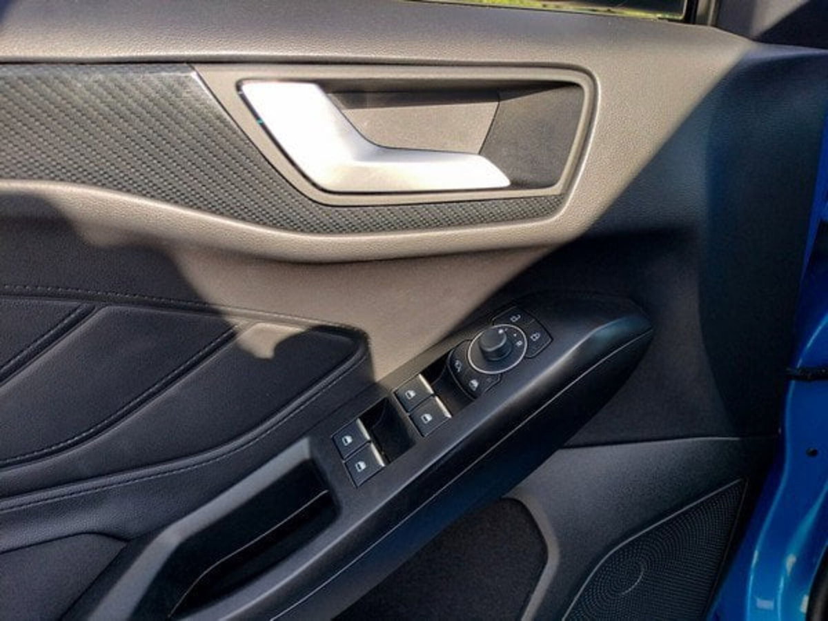 Ford Focus Station Wagon 1.5 ecoblue ST-Line X 115cv auto (12)