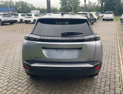 Peugeot 2008 1.2 turbo Allure 100cv (5)