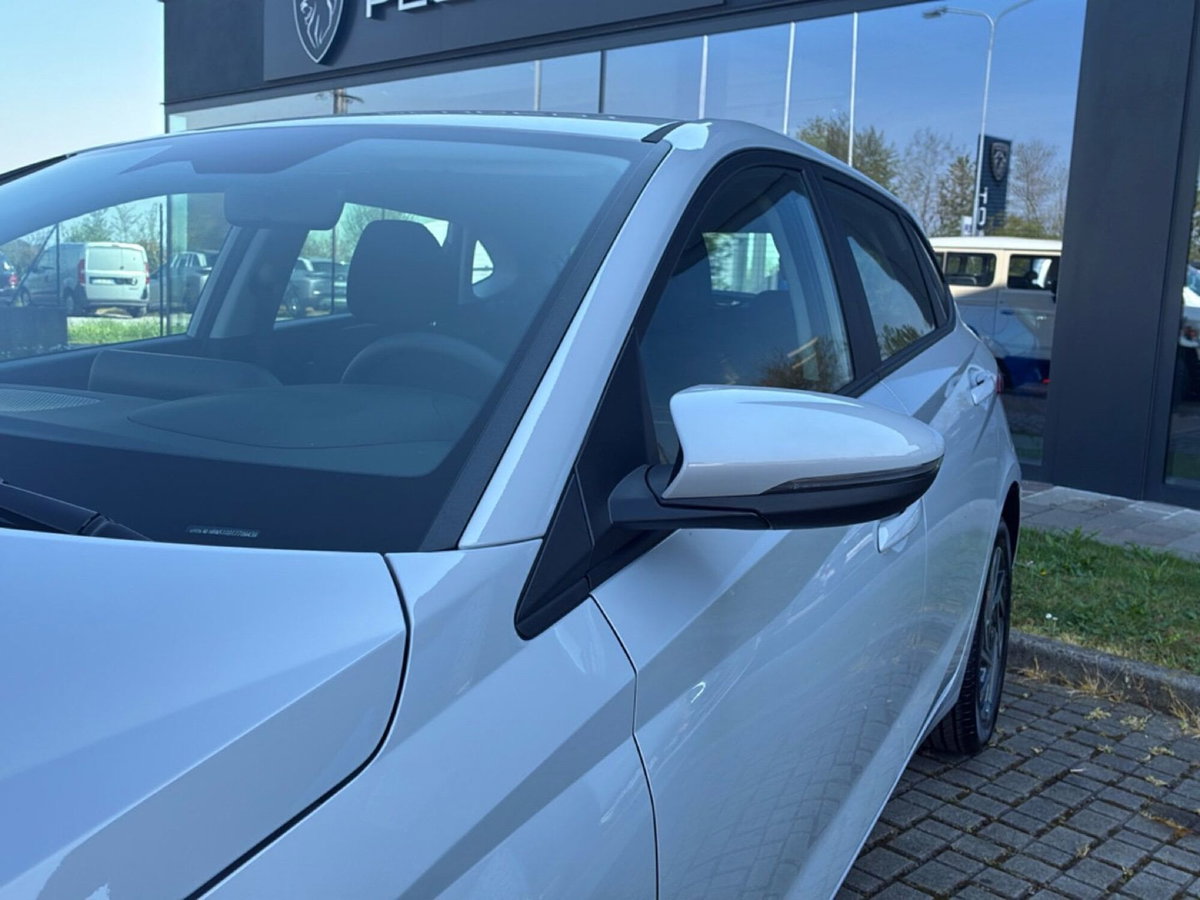 Hyundai i20 1.0 t-gdi Connectline 90cv mt (6)