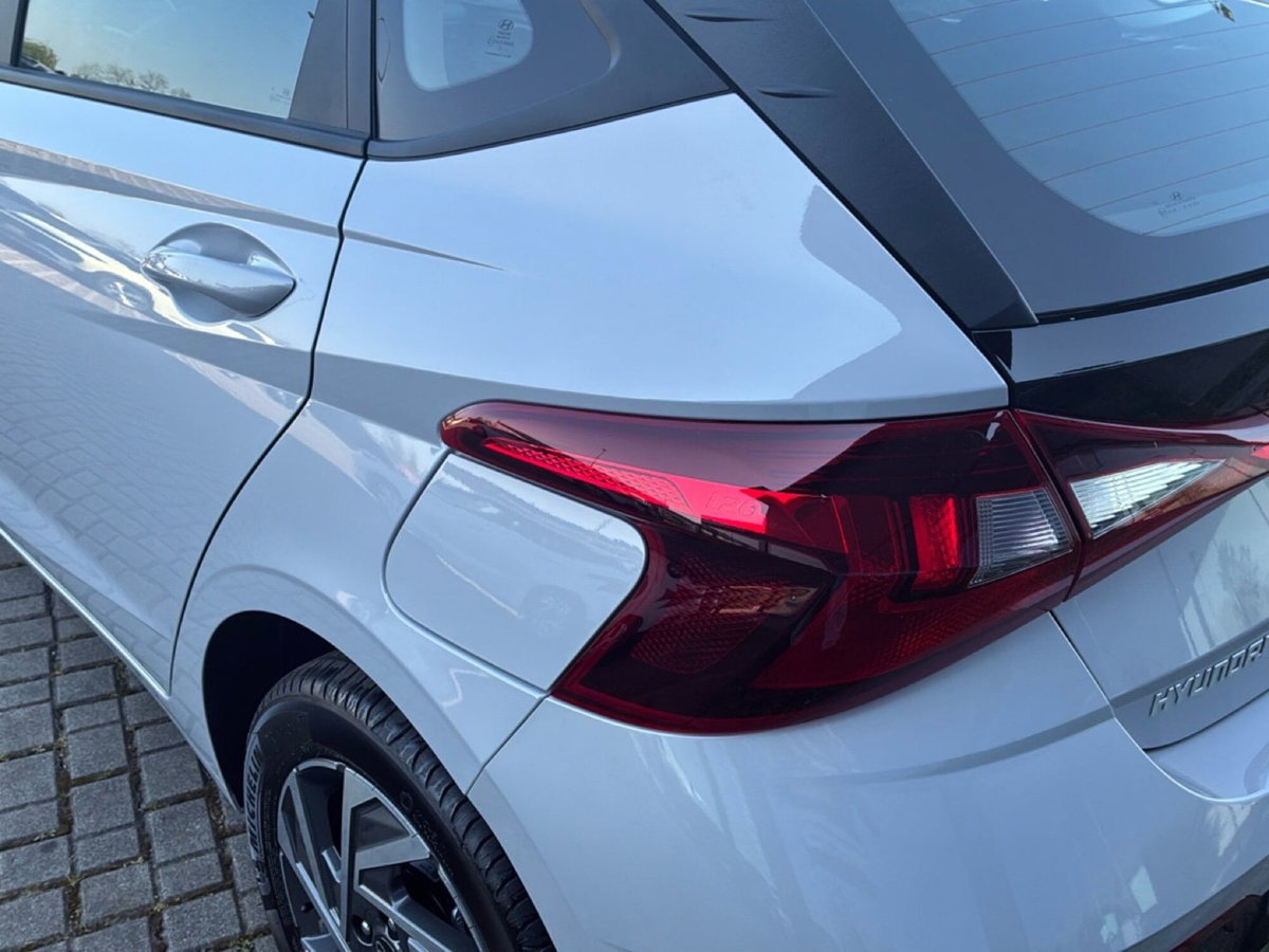 Hyundai i20 1.0 t-gdi Connectline 90cv mt (8)